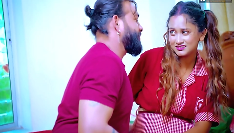 Redheaded babe wants to get her body and her pussy fucked