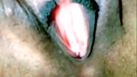 I fingered my hairy pussy in my amateur webcam video