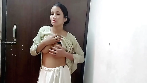 Indian solo female video in a dress and making a homemade video