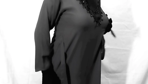 Sexy amateur indian chick with a sexy ass and a sexy body