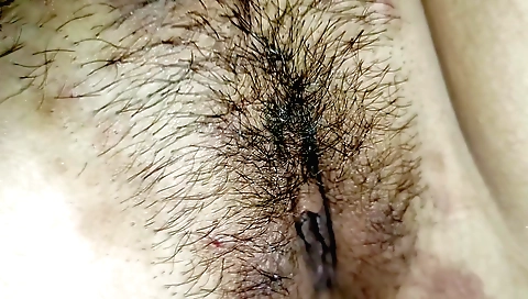 Indian bhabhi ko sex room se baat mita liya apne koi mita diya thaa