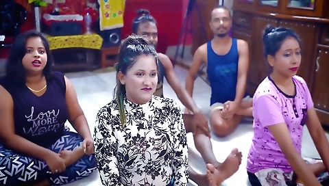 Indian yoga teacher fucks all girls with her pussy