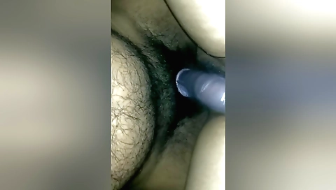 Ghapa ghap dal diya is playing with her hairy pussy