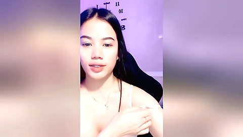 Dirty naked solo female with a shaved pussy is plugged in