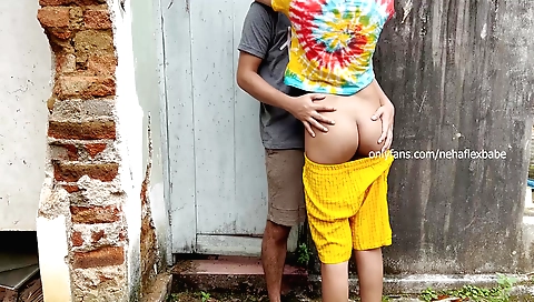 Indian brunette gets fucked outdoors by a stranger