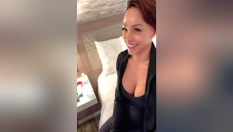 Indian girl in colorful tights gives a sexy blowjob