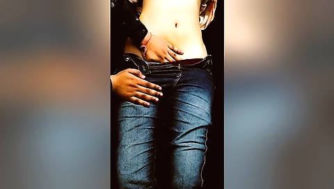 Indian hotty fucked in the kitchen in an amateur scene