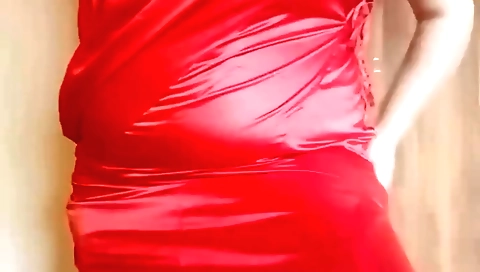 Indian hottie in pajamas gets wet and naked on webcam