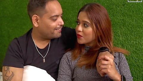 Redhead whore with a nice body and a beautiful face