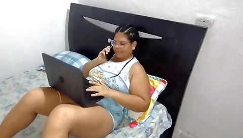 I'm an amateur sex toy girl and I am fucking my little stepdaughter