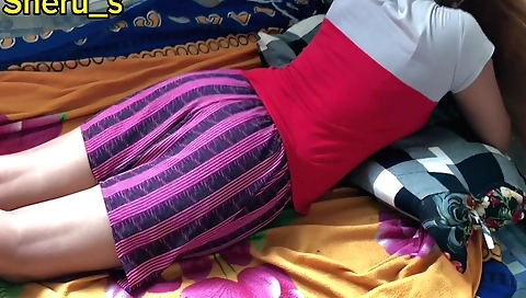 Sri lankan naked beauty with big boobs fucked in a solo clip