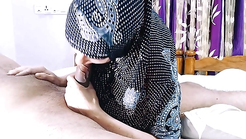 Muslim girl in a sexy tight pussy with big white dick