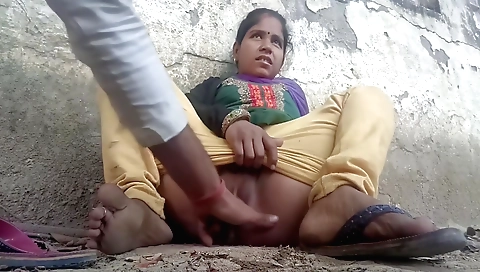 Busty brunette in her big breasts fingered by a guy