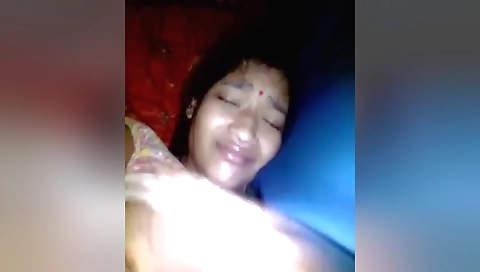 Indian brunette sex bedshare video - hd porn video