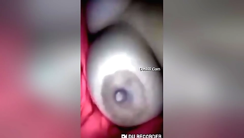 Cute webcam solo movie show of a brunette with tits