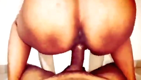 Busty lad fucks girl with a big booty in the kitchen