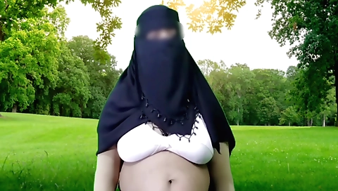 Housewife and young guy go to the countryside to have romantic affair