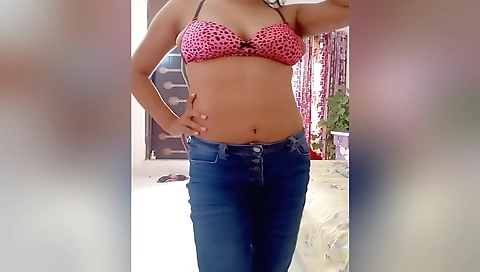 Savita sen hot brunette amateur in a hot solo movie