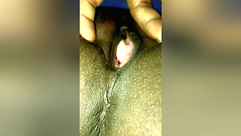 Indian girl enjoys a hard choot and lick her pussy