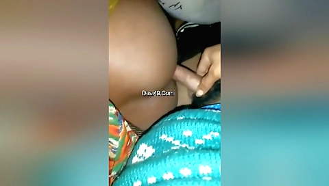 Today Exclusive- Desi Village Cpl Romance And Fucked 1