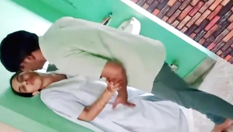 Indian babe in college has a nice face and looks very attractive