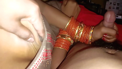 Sexy girl with big tits Rachna bhaaabhi doing a handjob