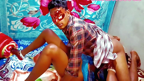 Indian amateur girl in a sexy outfit takes off her clothes