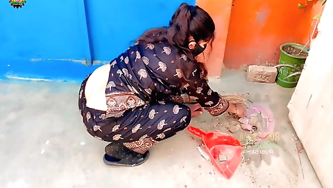 Indian girl with small tits and big boobs doing solo